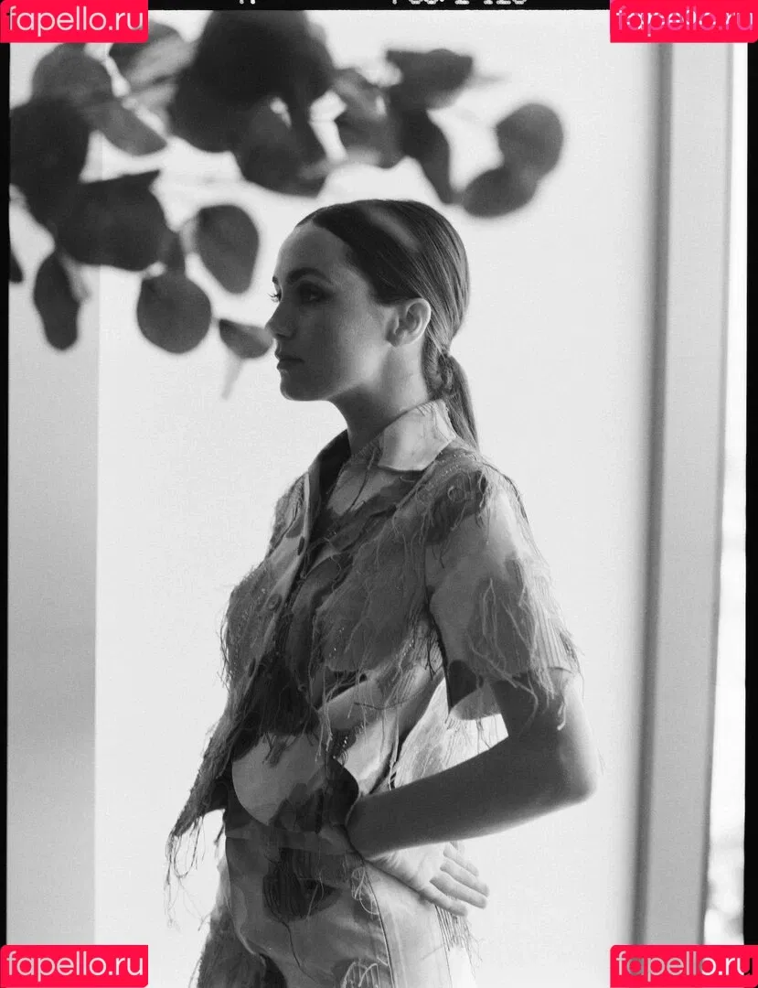 Maude Apatow Onlyfans Photo Gallery 