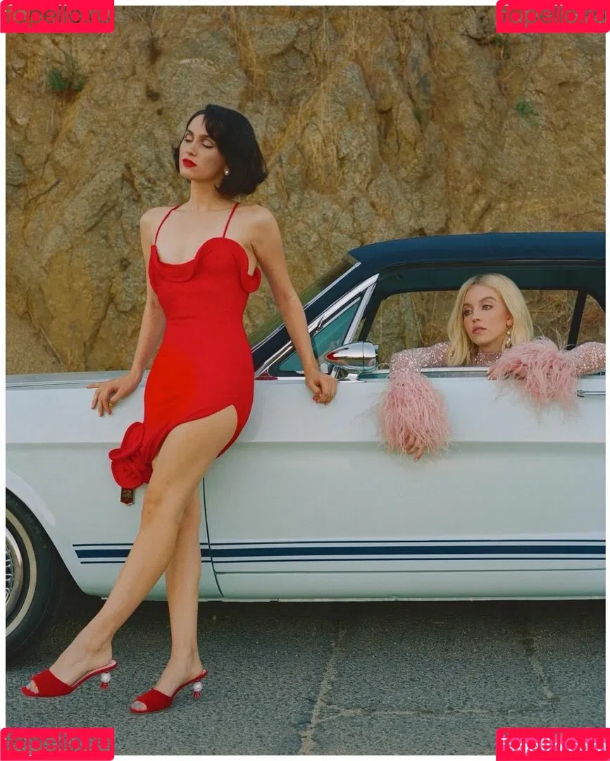 Maude Apatow Onlyfans Photo Gallery 