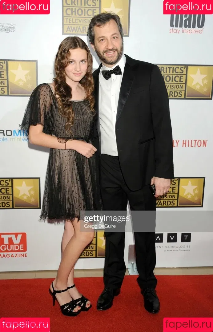 Maude Apatow Onlyfans Photo Gallery 