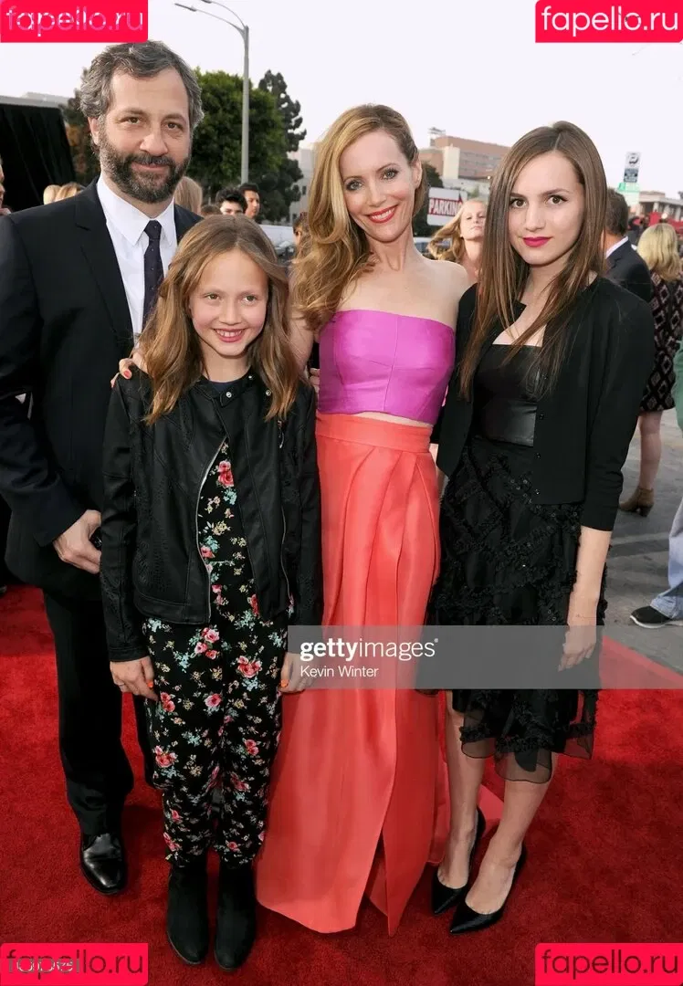 Maude Apatow Onlyfans Photo Gallery 