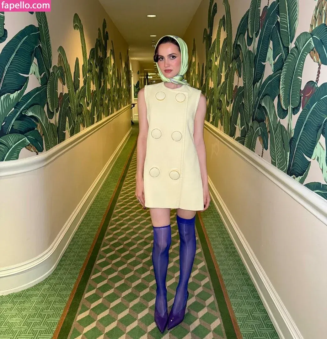 Maude Apatow Onlyfans Photo Gallery 