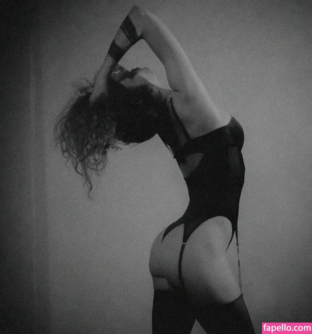 blackart.victoria Onlyfans Photo Gallery 