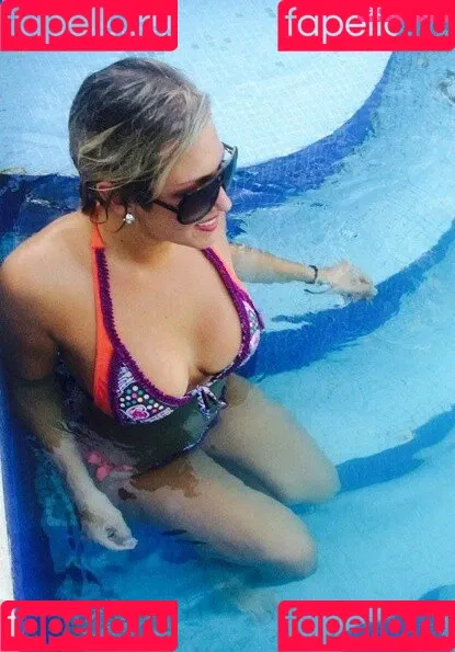 Yani Bonetto Onlyfans Photo Gallery 