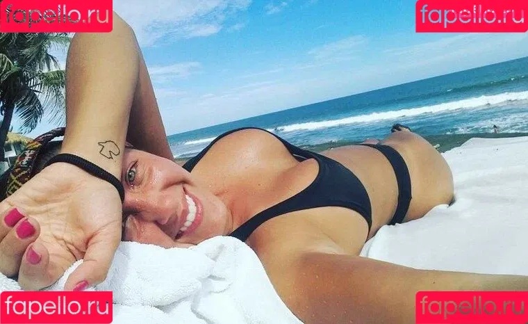 Yani Bonetto Onlyfans Photo Gallery 