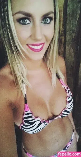 Yani Bonetto Onlyfans Photo Gallery 