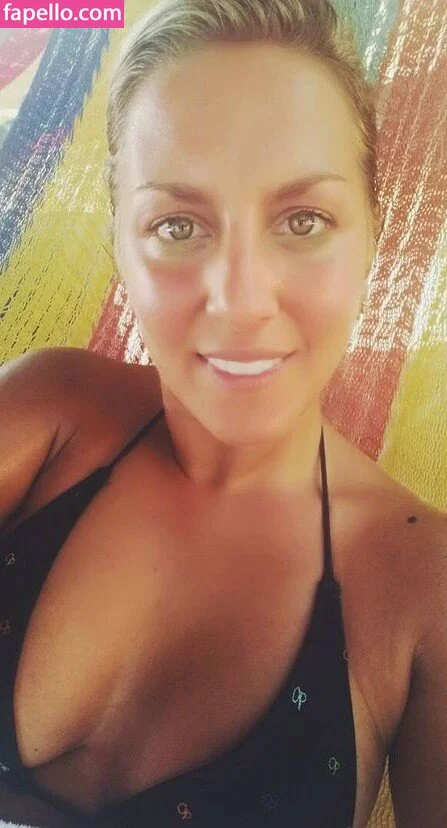 Yani Bonetto Onlyfans Photo Gallery 