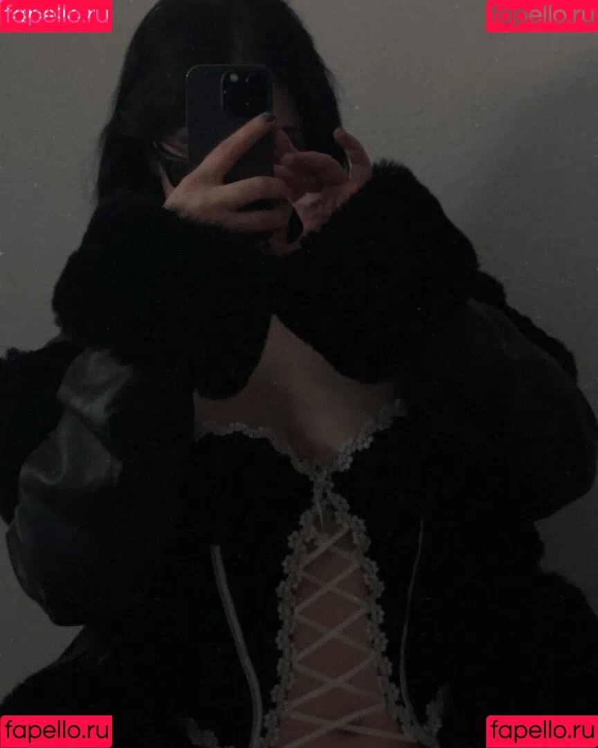 Syrena.scarlett Onlyfans Photo Gallery 