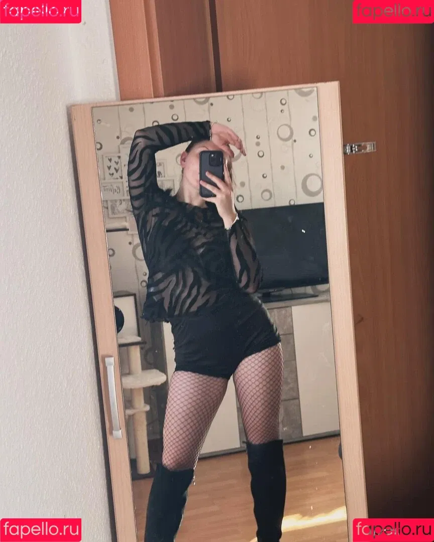 Syrena.scarlett Onlyfans Photo Gallery 