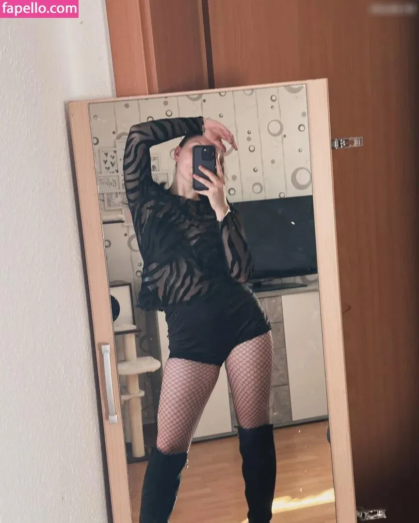 Syrena.scarlett Onlyfans Photo Gallery 