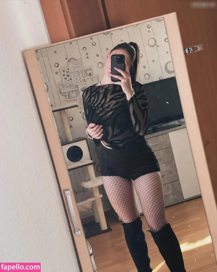 Syrena.scarlett Onlyfans Photo Gallery 