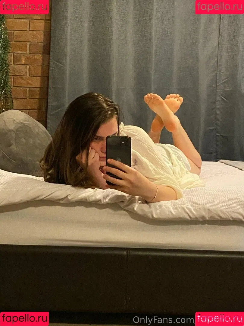 room1204 Onlyfans Photo Gallery 