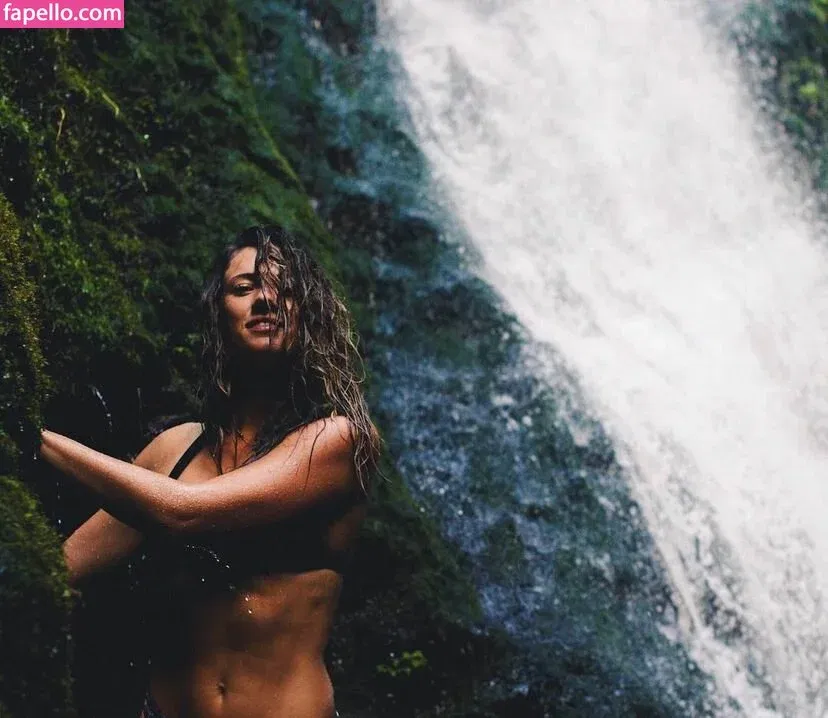 Taryn Hatcher Onlyfans Photo Gallery 