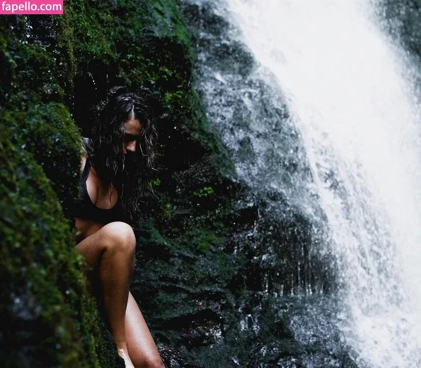 Taryn Hatcher Onlyfans Photo Gallery 