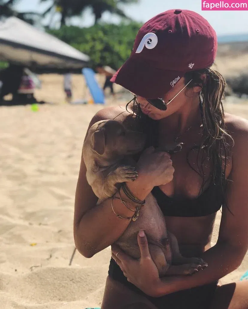 Taryn Hatcher Onlyfans Photo Gallery 