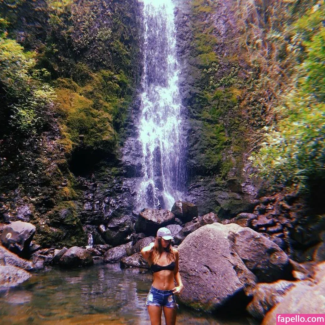 Taryn Hatcher Onlyfans Photo Gallery 