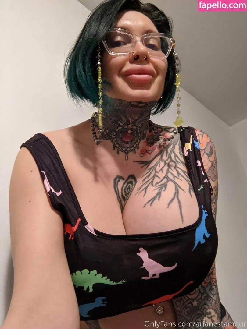 Ariane Saint Amour Onlyfans Photo Gallery 