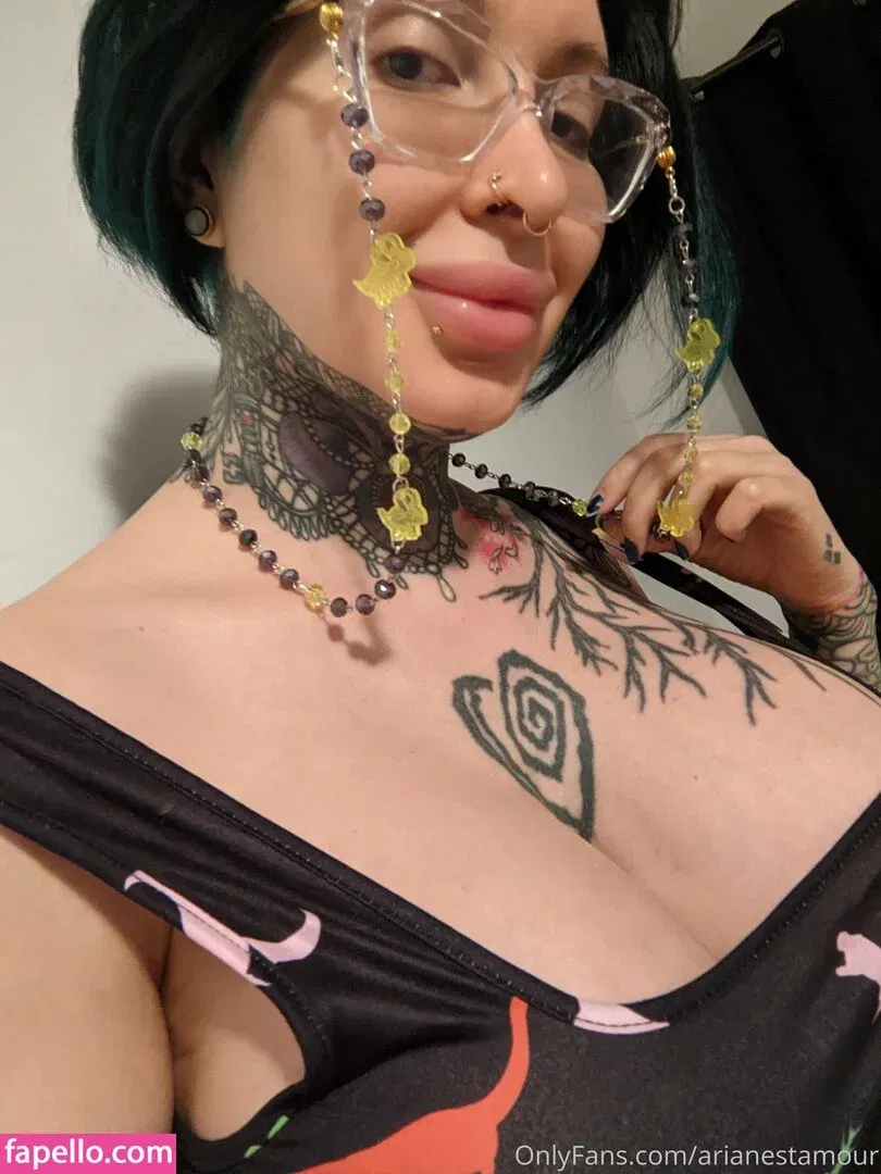 Ariane Saint Amour Onlyfans Photo Gallery 