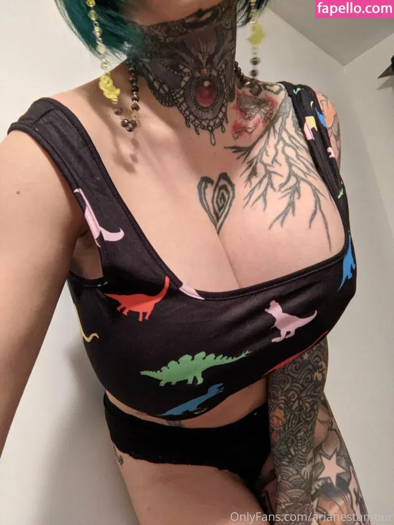 Ariane Saint Amour Onlyfans Photo Gallery 