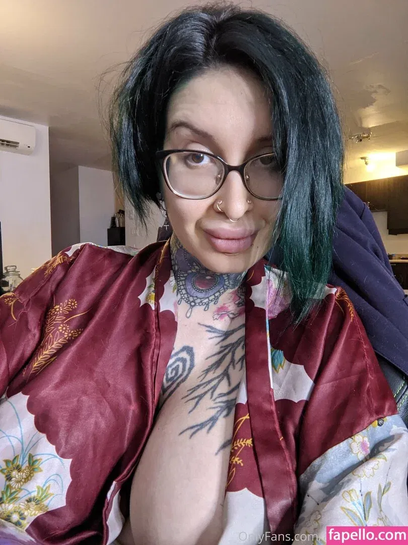 Ariane Saint Amour Onlyfans Photo Gallery 