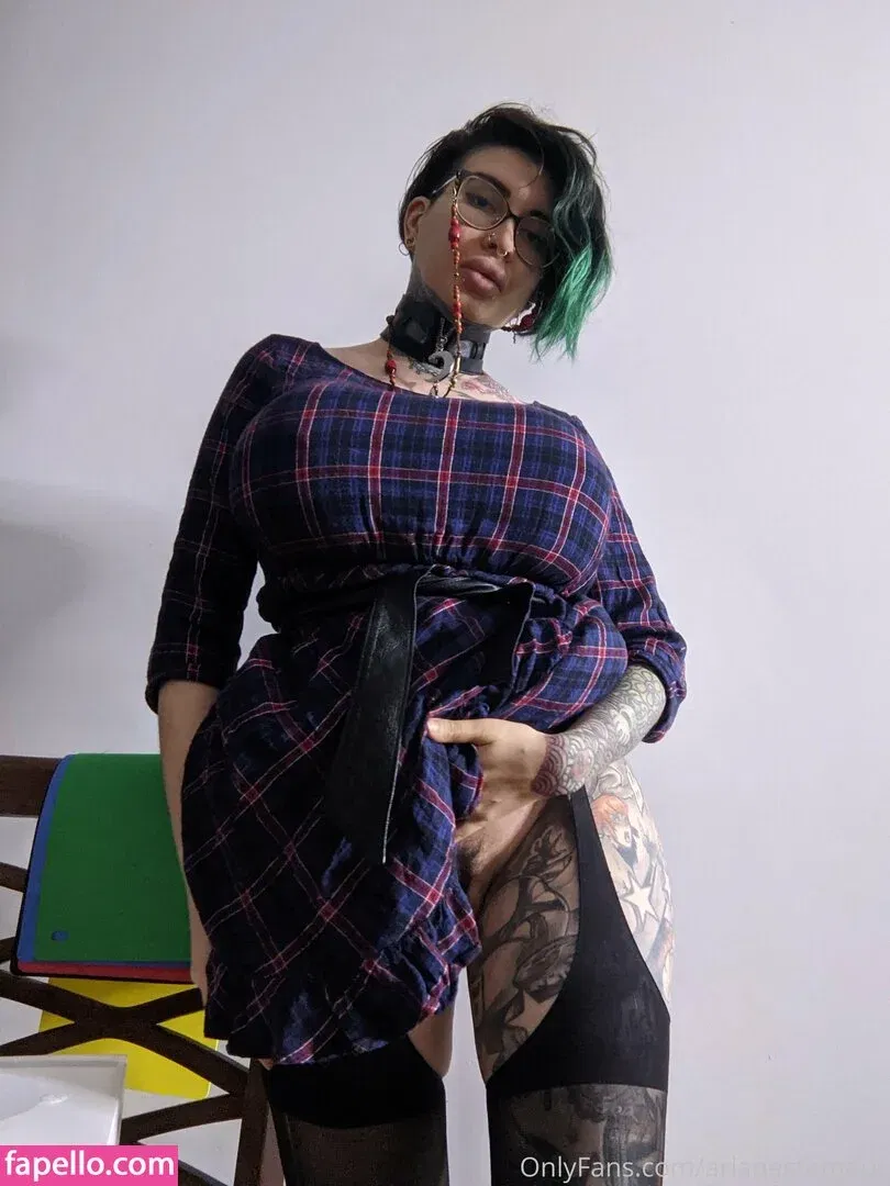 Ariane Saint Amour Onlyfans Photo Gallery 