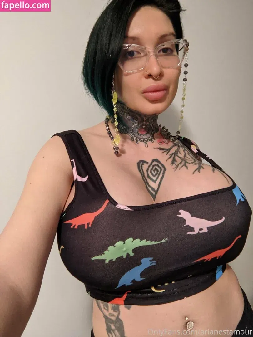 Ariane Saint Amour Onlyfans Photo Gallery 