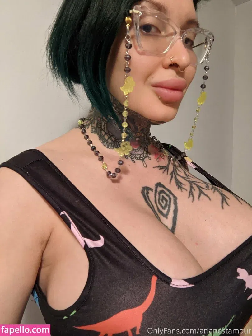 Ariane Saint Amour Onlyfans Photo Gallery 