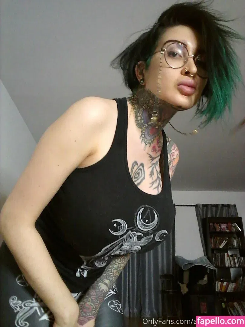 Ariane Saint Amour Onlyfans Photo Gallery 