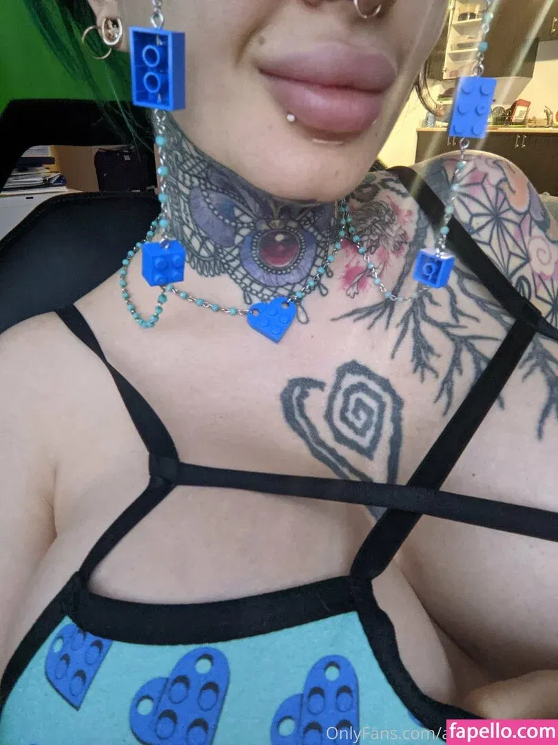 Ariane Saint Amour Onlyfans Photo Gallery 