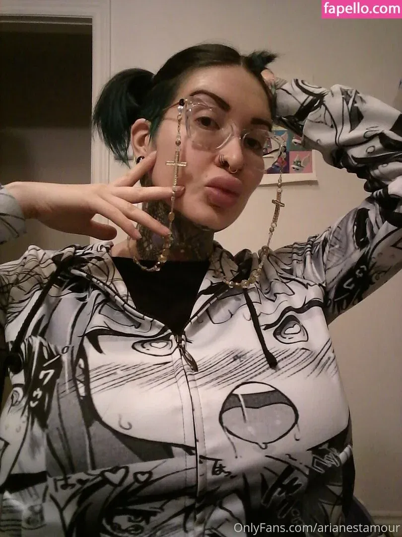 Ariane Saint Amour Onlyfans Photo Gallery 