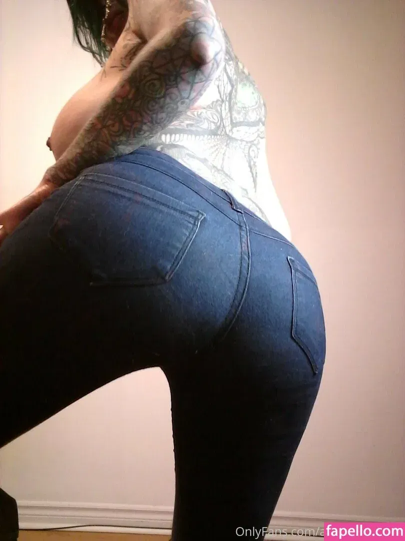 Ariane Saint Amour Onlyfans Photo Gallery 