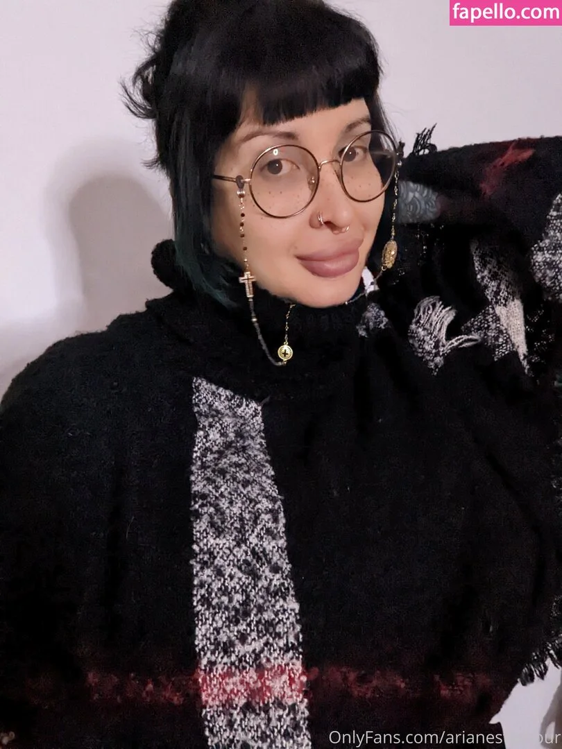 Ariane Saint Amour Onlyfans Photo Gallery 