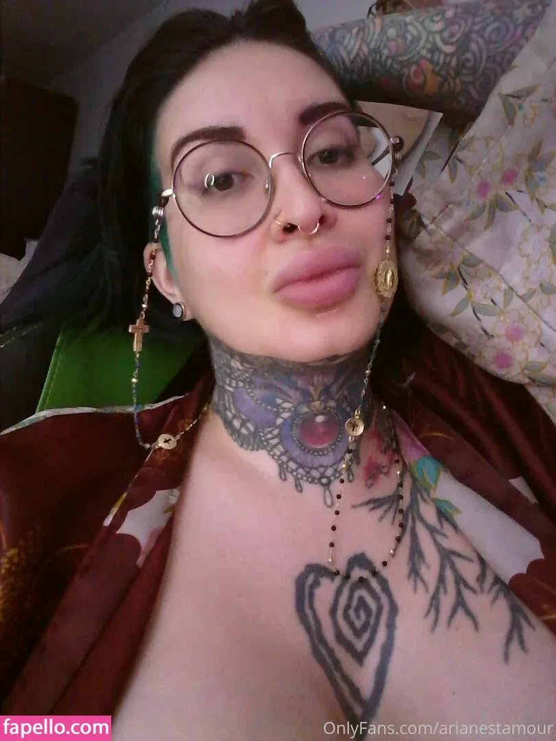 Ariane Saint Amour Onlyfans Photo Gallery 