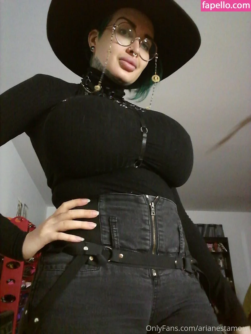 Ariane Saint Amour Onlyfans Photo Gallery 