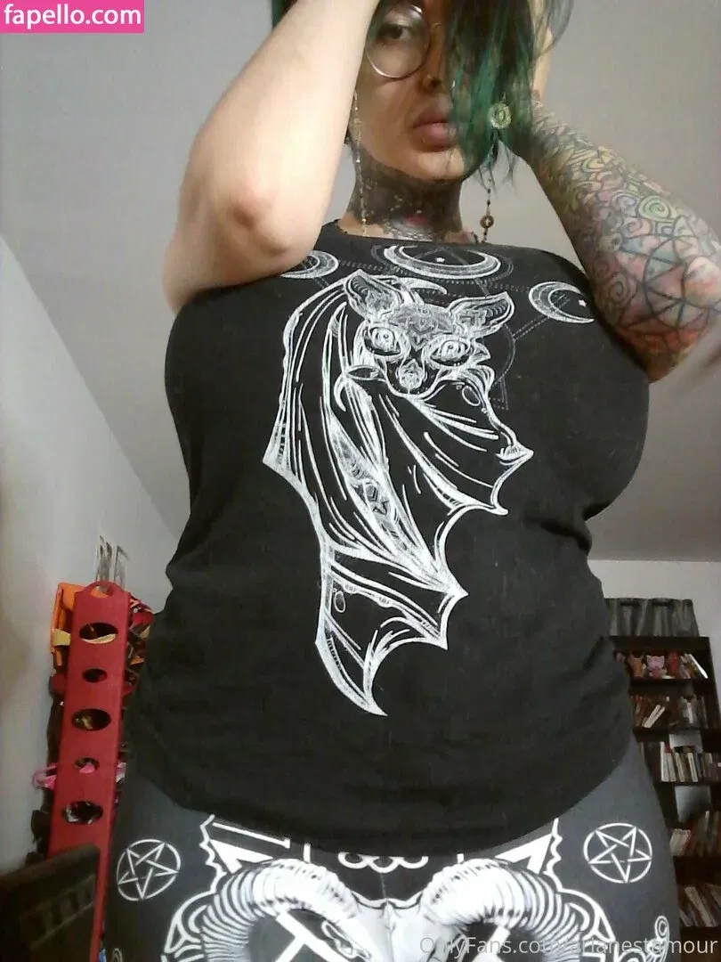 Ariane Saint Amour Onlyfans Photo Gallery 