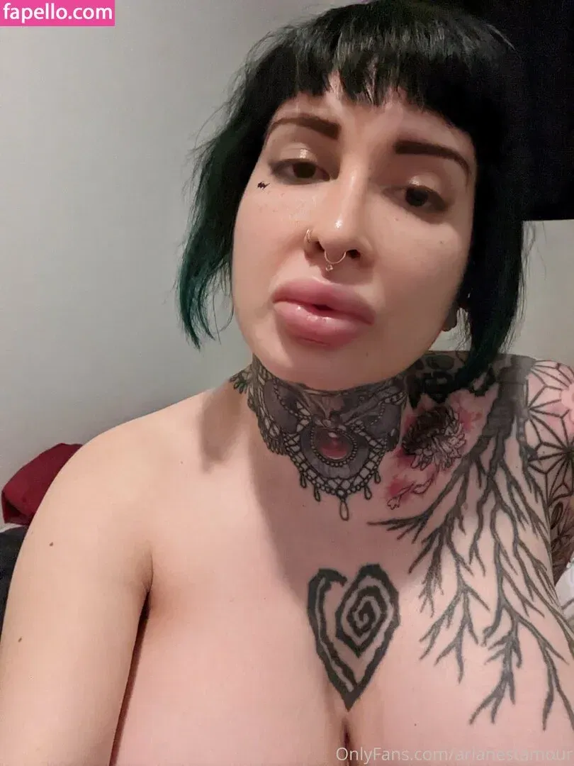 Ariane Saint Amour Onlyfans Photo Gallery 