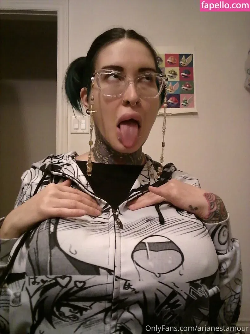 Ariane Saint Amour Onlyfans Photo Gallery 