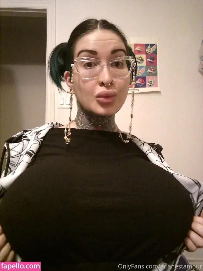 Ariane Saint Amour Onlyfans Photo Gallery 