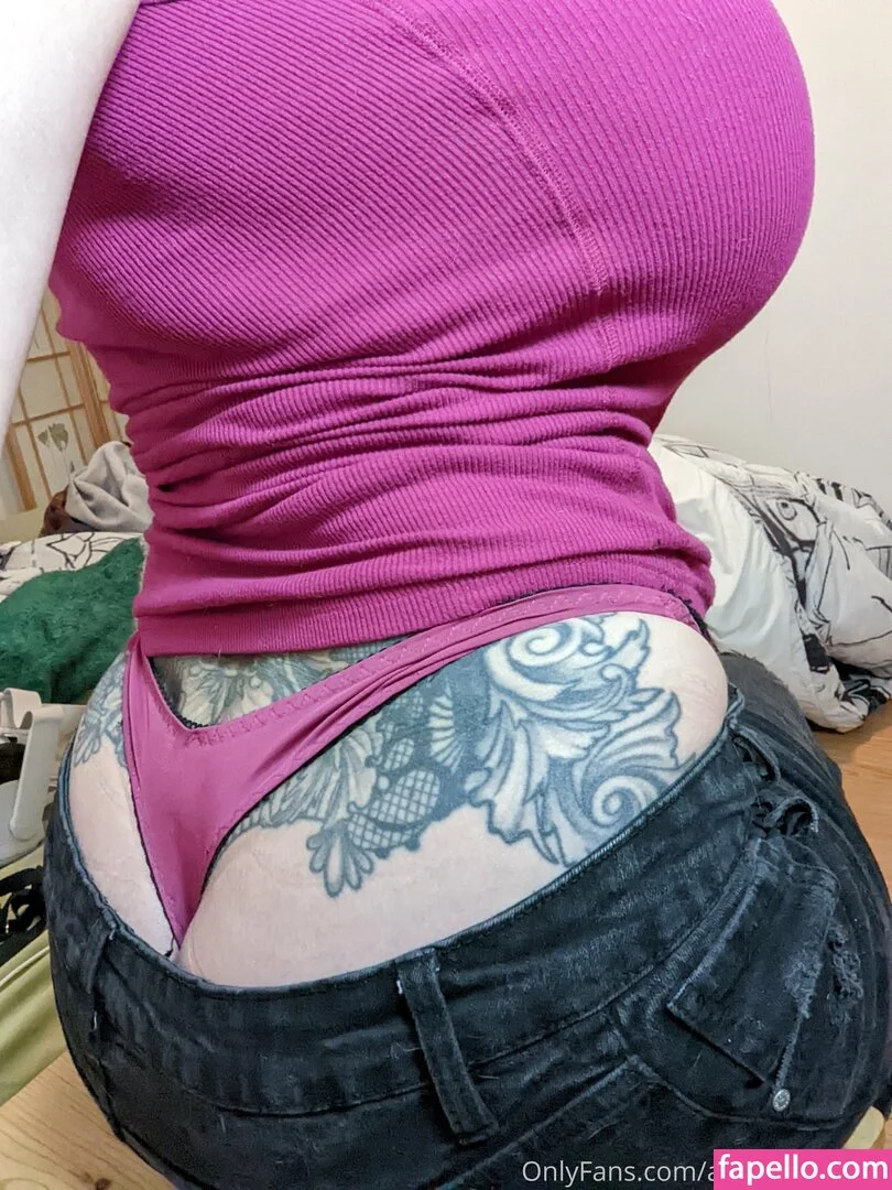 Ariane Saint Amour Onlyfans Photo Gallery 