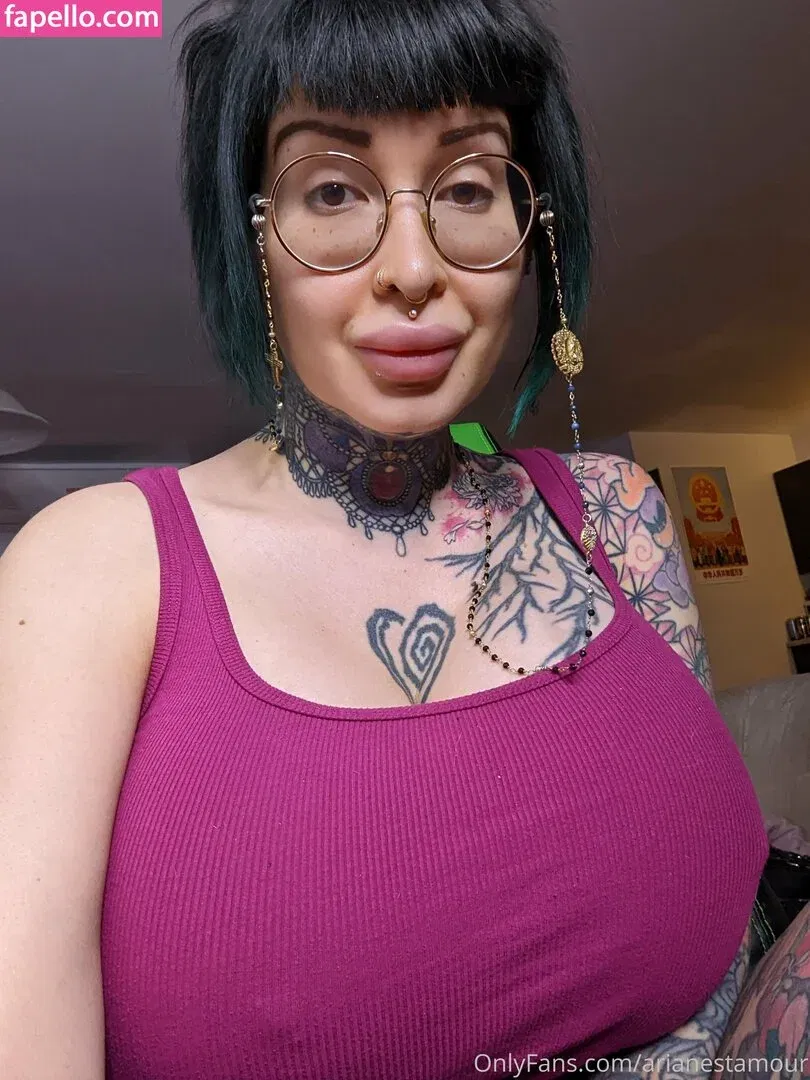 Ariane Saint Amour Onlyfans Photo Gallery 