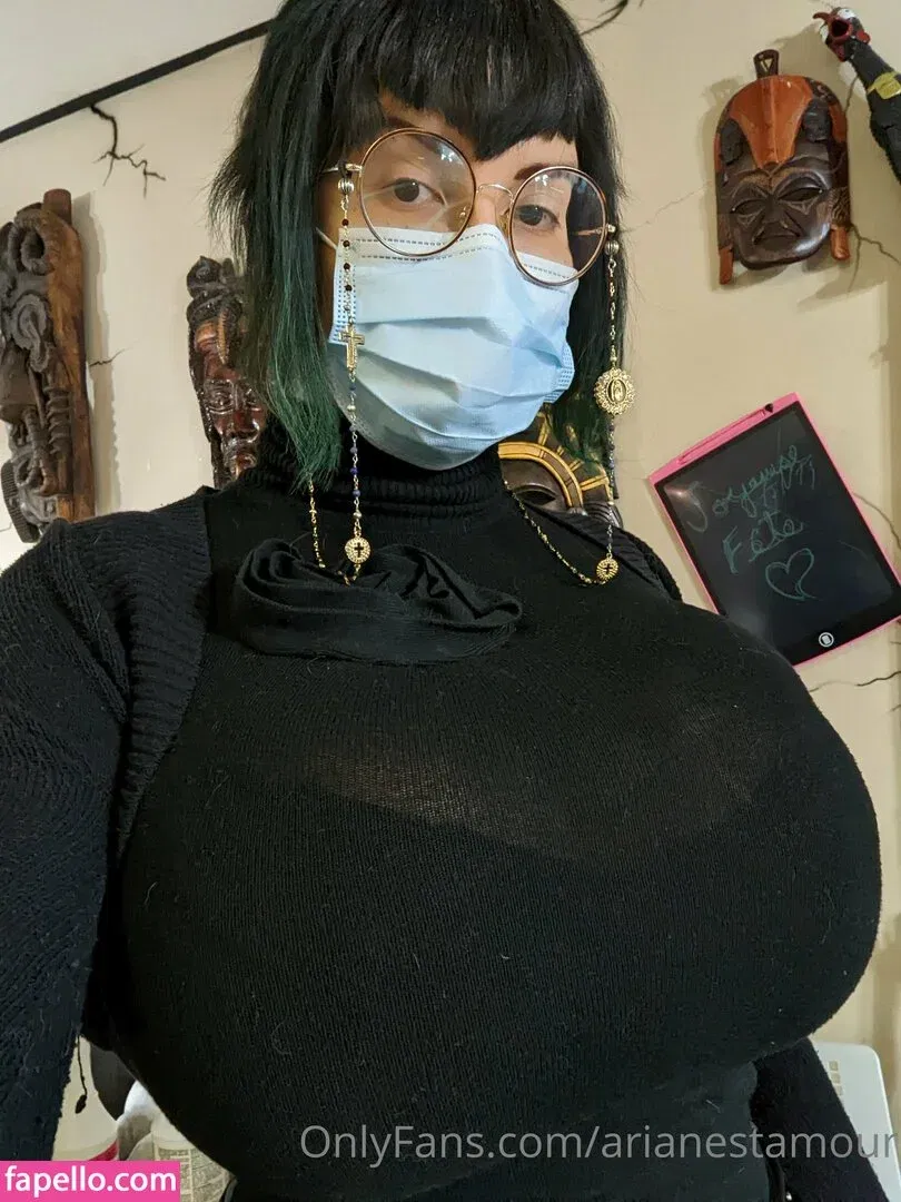 Ariane Saint Amour Onlyfans Photo Gallery 