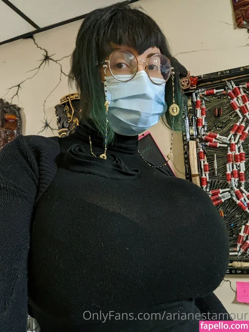 Ariane Saint Amour Onlyfans Photo Gallery 