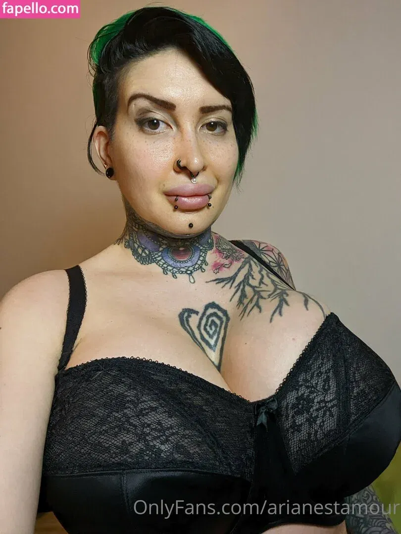 Ariane Saint Amour Onlyfans Photo Gallery 