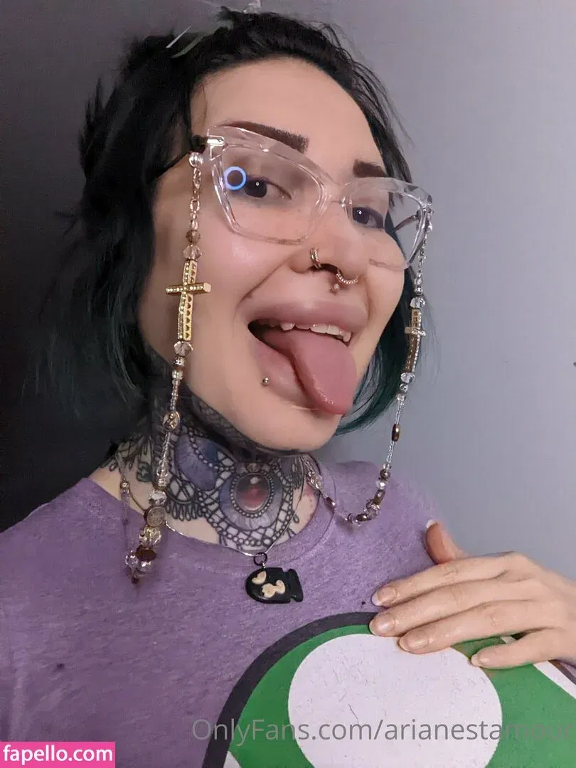 Ariane Saint Amour Onlyfans Photo Gallery 