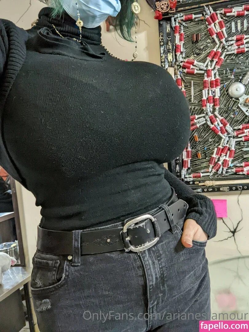 Ariane Saint Amour Onlyfans Photo Gallery 