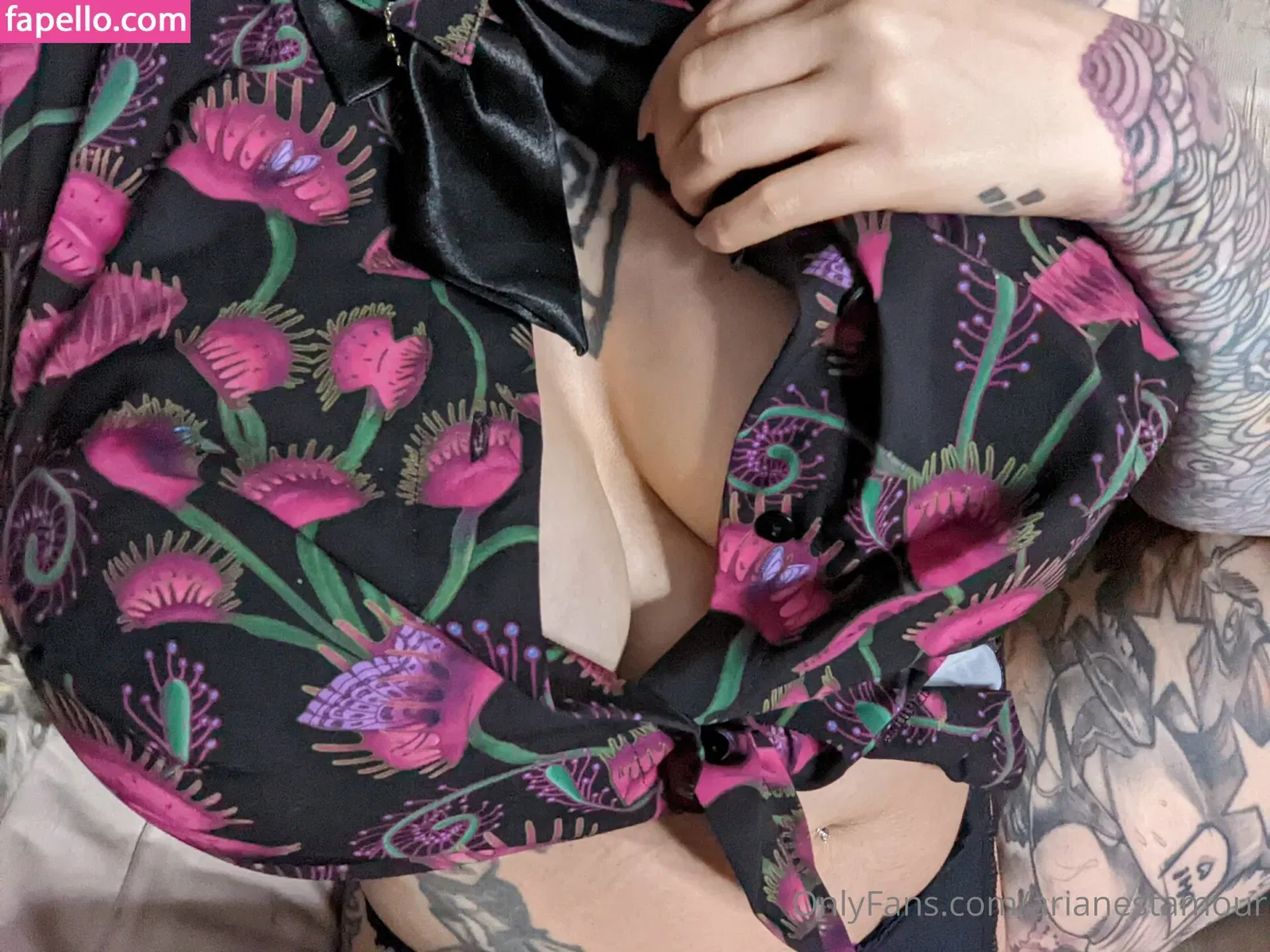 Ariane Saint Amour Onlyfans Photo Gallery 