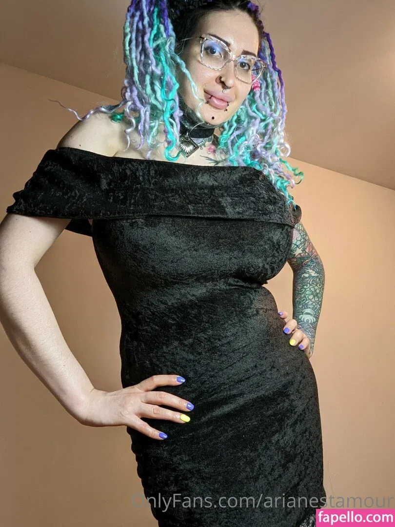 Ariane Saint Amour Onlyfans Photo Gallery 