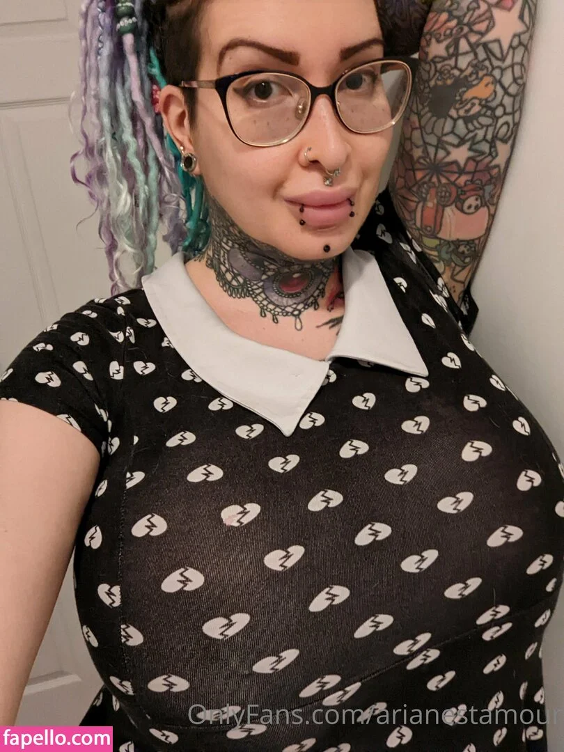 Ariane Saint Amour Onlyfans Photo Gallery 