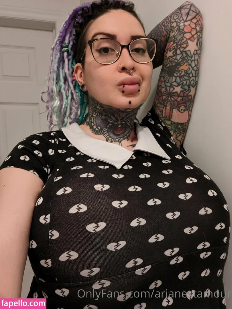 Ariane Saint Amour Onlyfans Photo Gallery 