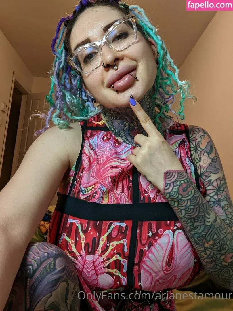 Ariane Saint Amour Onlyfans Photo Gallery 