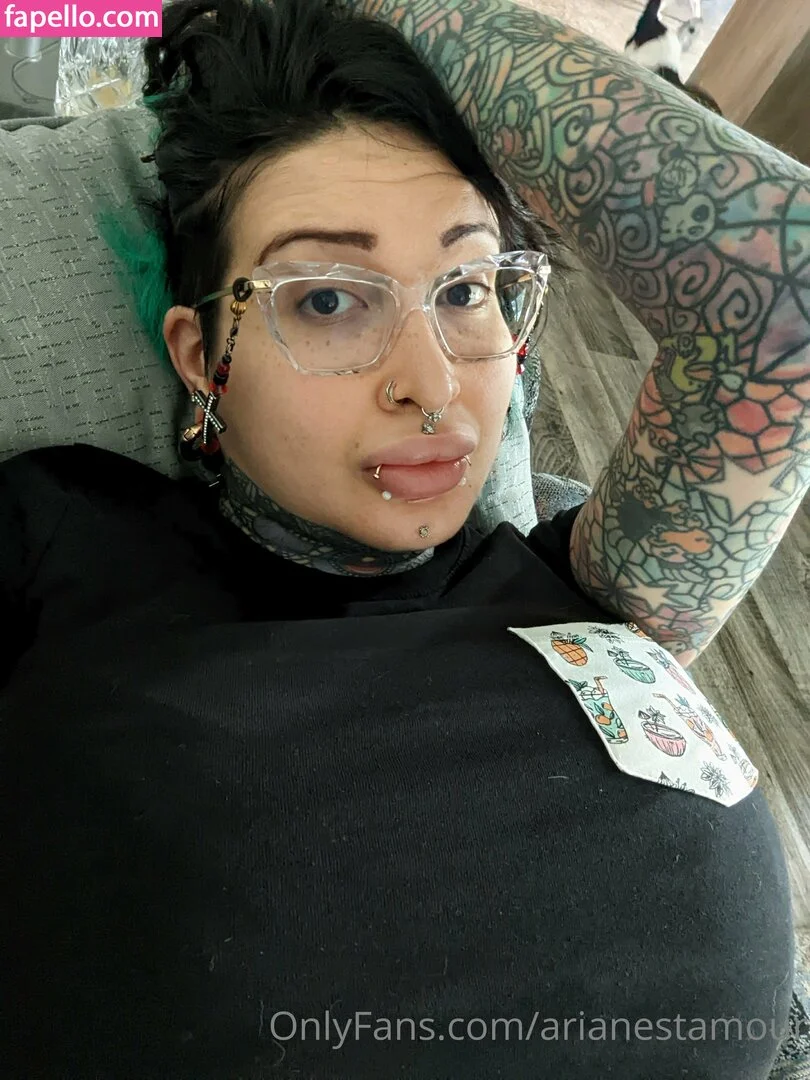 Ariane Saint Amour Onlyfans Photo Gallery 